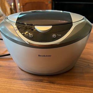 Brookstone Ultrasonic Jewelry Cleaner
